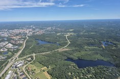 Loty odbywały się w ciekawym lotniczo terenie,