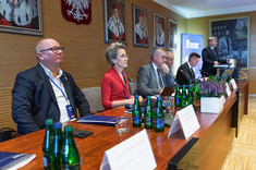 Uczestnicy wydarzenia,
